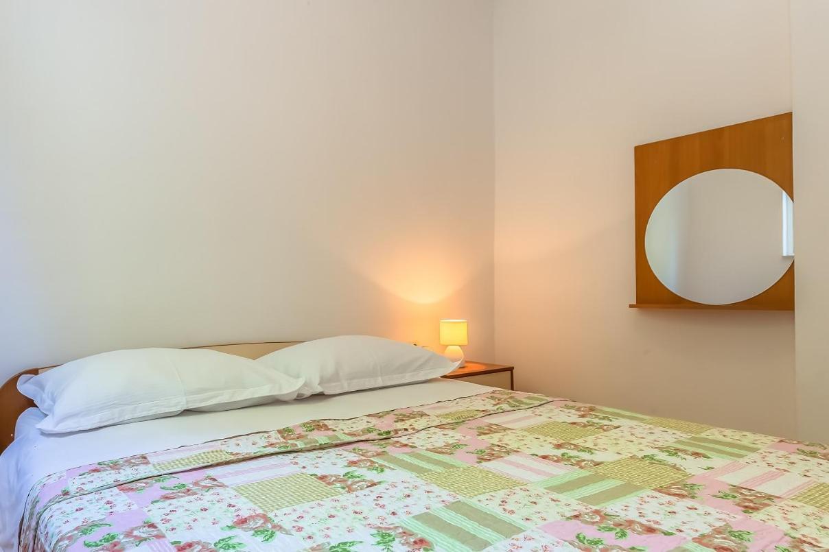 Apartments Agneza 图彻皮 外观 照片