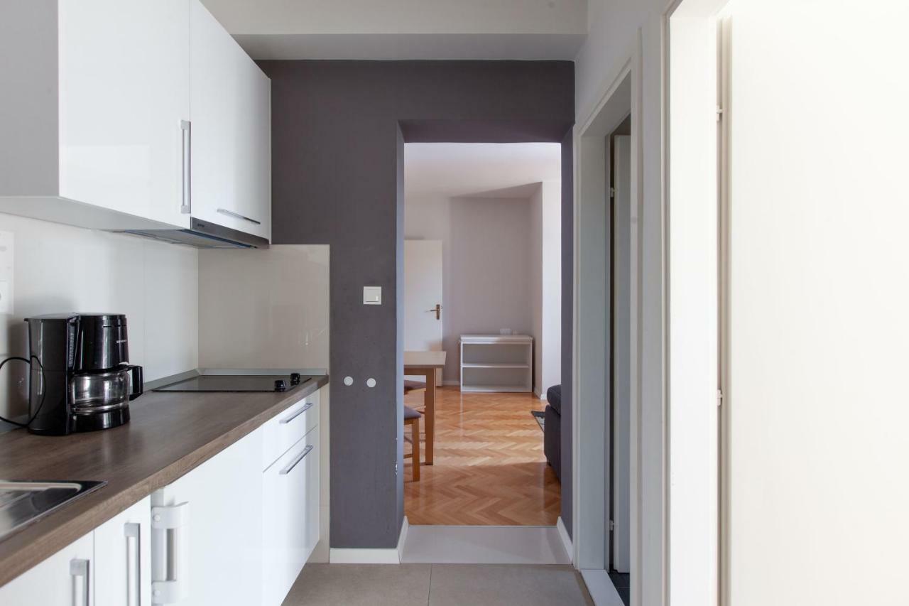 Apartments Agneza 图彻皮 外观 照片